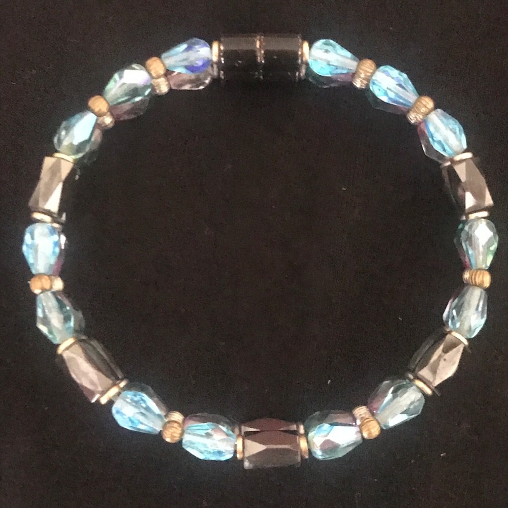 Sparkly blue crystal bracelet